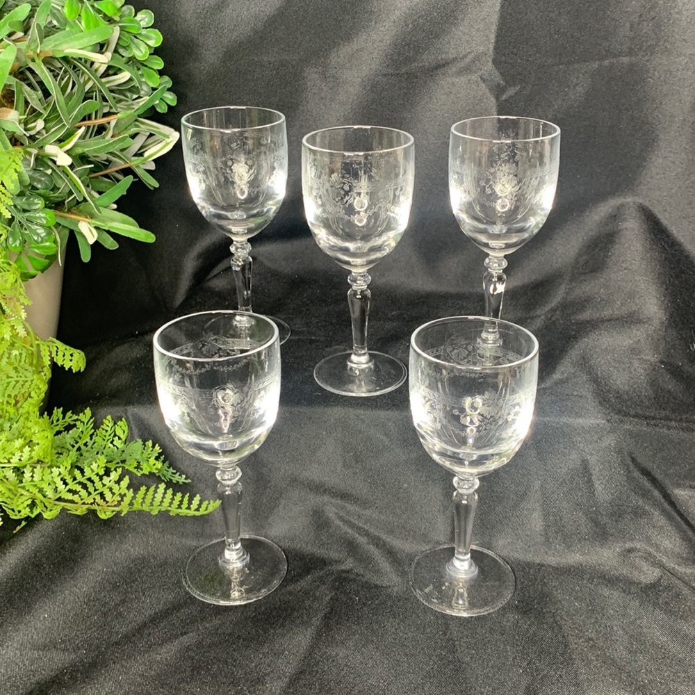 Set of 5 vintage embossed / etched cordial glasses